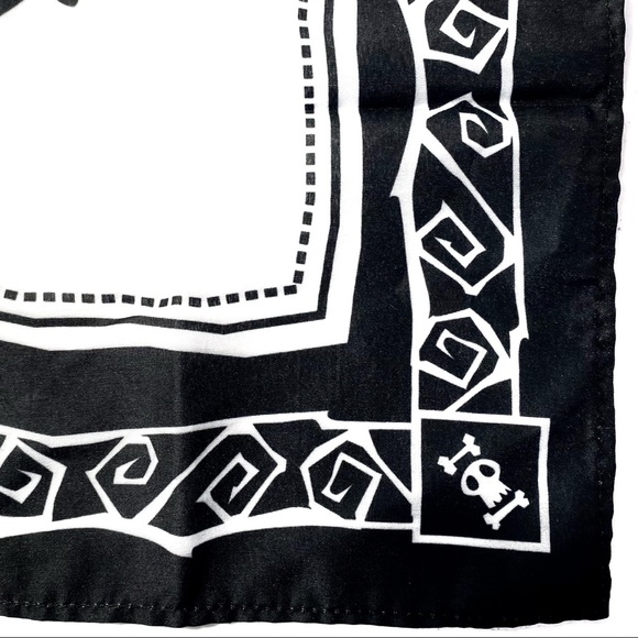 Disney Bandana Jack Skellington Nightmare - Picture 4 of 8
